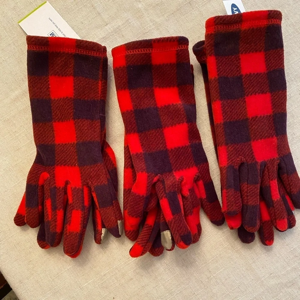 Red and Black Buffalo Plaid Fleece Gloves